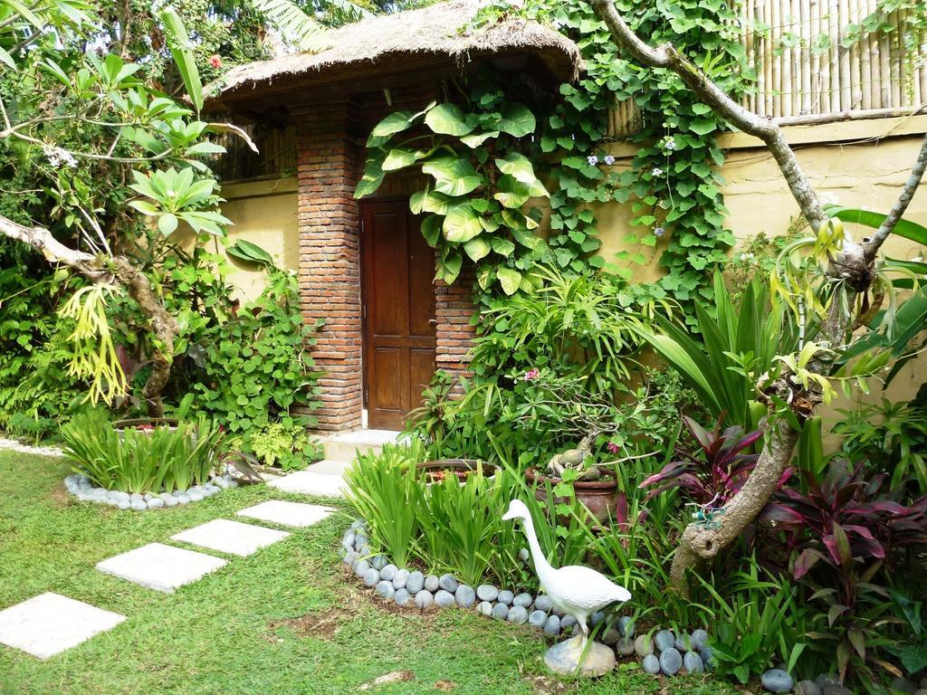 סמיניאק Villa Poppy מראה חיצוני תמונה
